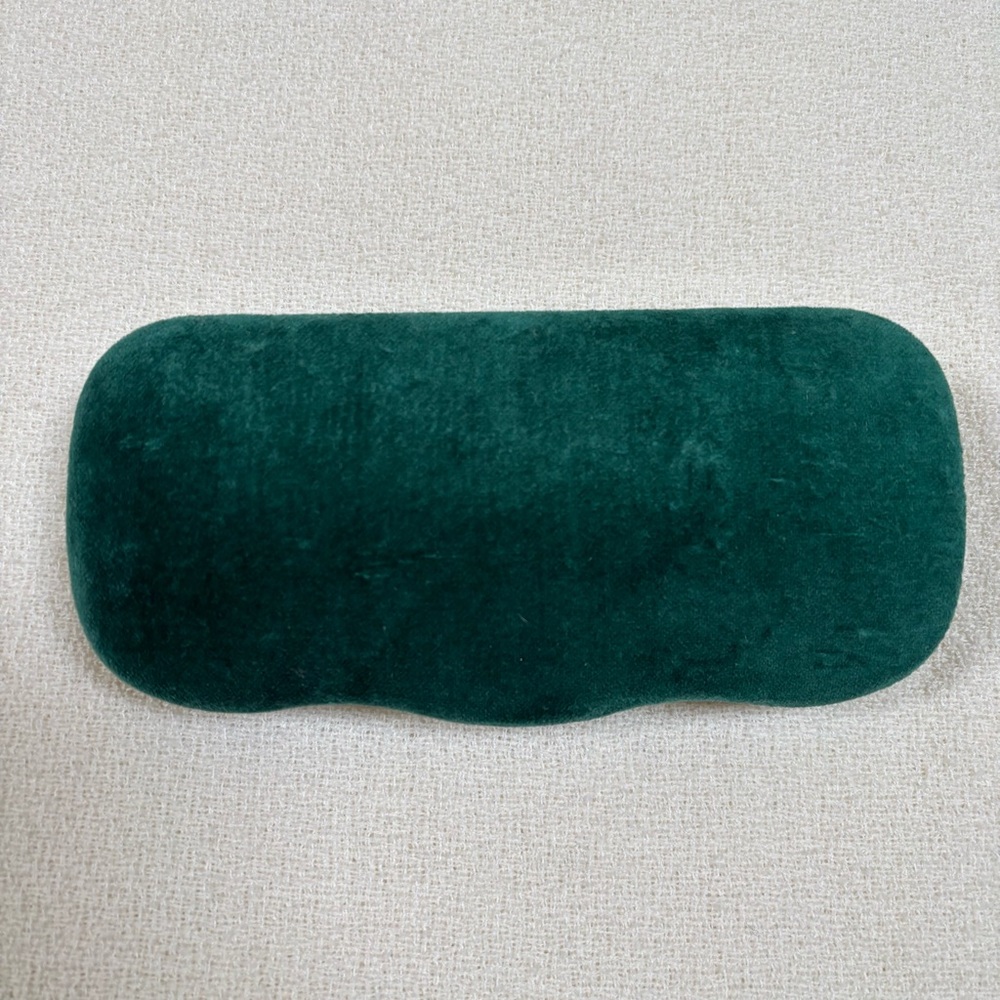 GUCCI Black Round Glasses GG0027O - Picture 16 of 16